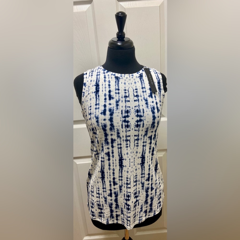 Cute Tahari NWT Tank Top